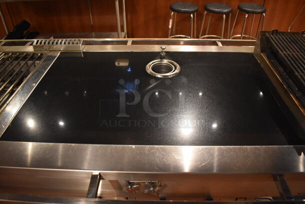 Viking Stainless Steel Commercial Gas Powered Prep Station w/ 2 Sinks, 2 4 Burner Grills, 2 Drawer Cooler, Oven, 2 4 Burner Induction Ranges and Charbroiler. BUYER MUST REMOVE. 240x46x41. Tested and Working! (Demo Kitchen) - Image 11 of 12