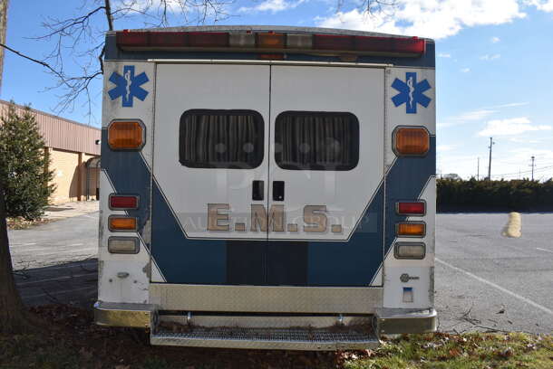 Ford Braun E Super Duty Power Stroke Diesel Powered Ambulance. Does Not Have Title. Vehicle Does Not Work - Will Need To Be Towed Away. See Lot 506 For Additional Pictures - Image 12 of 12