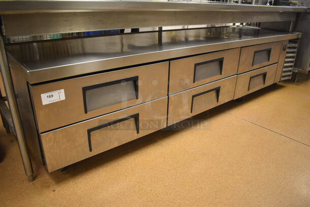 True Stainless Steel Commercial 6 Drawer Chef Base on Commercial Casters. 115 Volts, 1 Phase. 110x30.5x25.5. Tested and Working! (Restaurant Kitchen)