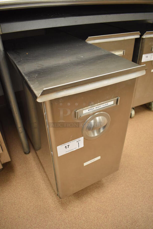 Win-holt Stainless Steel Commercial Ingredient Bin w/ Lid on Commercial Casters. 15.5x27.5x27.5. (Pastry Kitchen) - Image 3 of 4