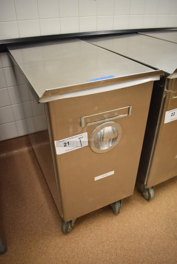 Win-holt Stainless Steel Commercial Ingredient Bin w/ Lid on Commercial Casters. 15.5x27.5x27.5. (Pastry Kitchen) - Image 3 of 4