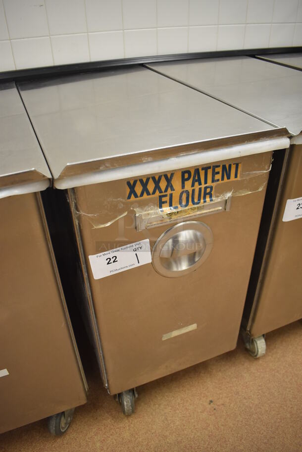 Win-holt Stainless Steel Commercial Ingredient Bin w/ Lid on Commercial Casters. 15.5x27.5x27.5. (Pastry Kitchen) - Image 3 of 4