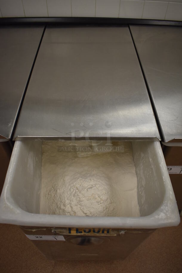 Win-holt Stainless Steel Commercial Ingredient Bin w/ Lid on Commercial Casters. 15.5x27.5x27.5. (Pastry Kitchen) - Image 4 of 4