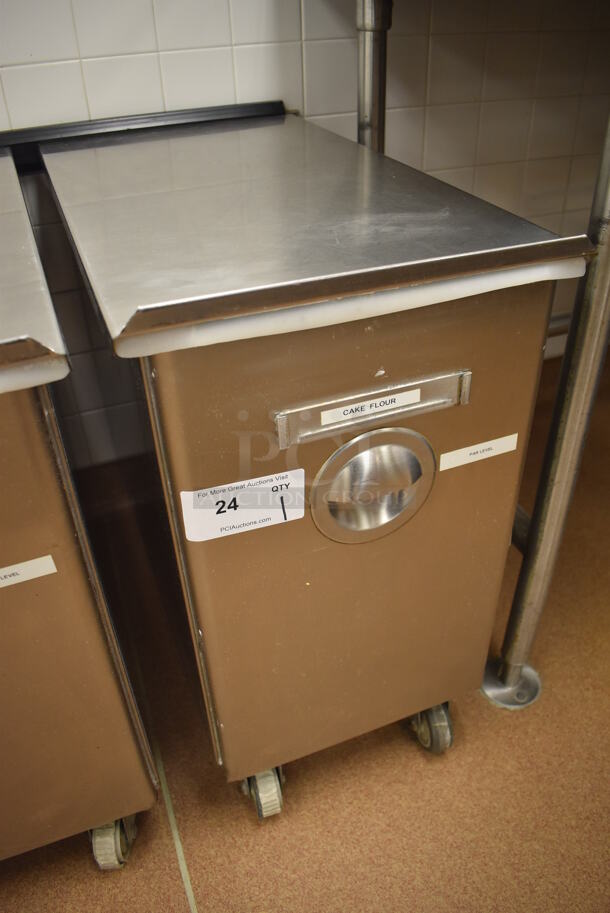 Win-holt Stainless Steel Commercial Ingredient Bin w/ Lid on Commercial Casters. 15.5x27.5x27.5. (Pastry Kitchen) - Image 3 of 4