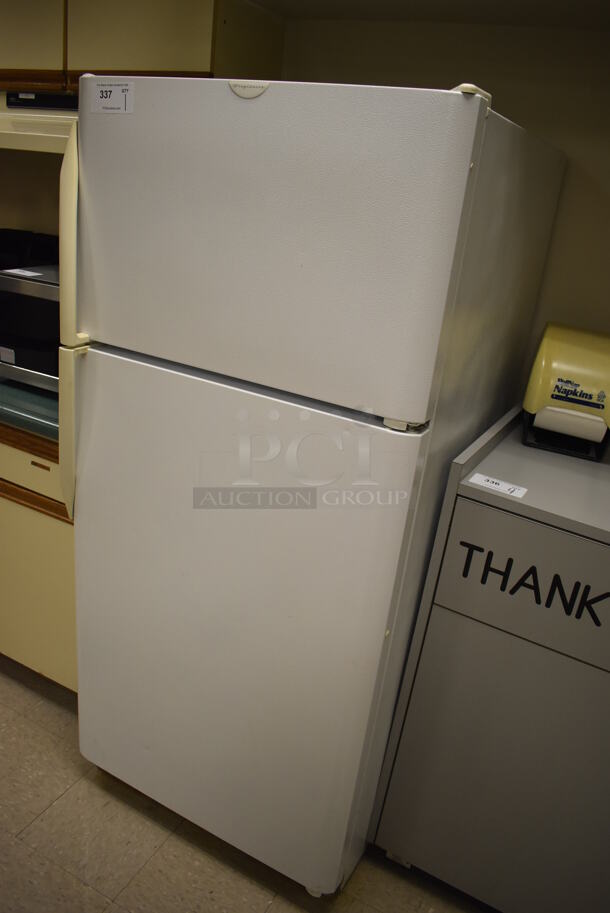 Frigidaire FRT18S-AWU Metal Cooler Freezer Combo Unit. 30x32x67. Tested and Working! (Student Lounge) - Image 2 of 6