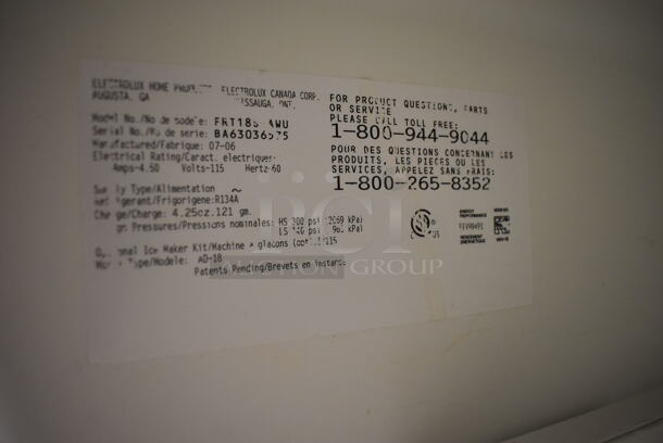 Frigidaire FRT18S-AWU Metal Cooler Freezer Combo Unit. 30x32x67. Tested and Working! (Student Lounge) - Image 5 of 6
