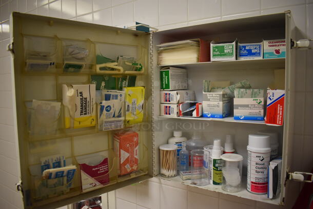 White Metal Wall Mount First Aid Kit. BUYER MUST REMOVE. 14x7.5x16.5. (Education Kitchen 2) - Image 3 of 6