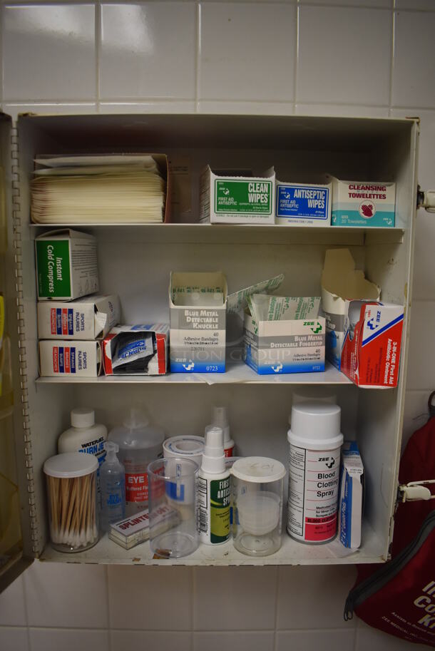 White Metal Wall Mount First Aid Kit. BUYER MUST REMOVE. 14x7.5x16.5. (Education Kitchen 2) - Image 4 of 6