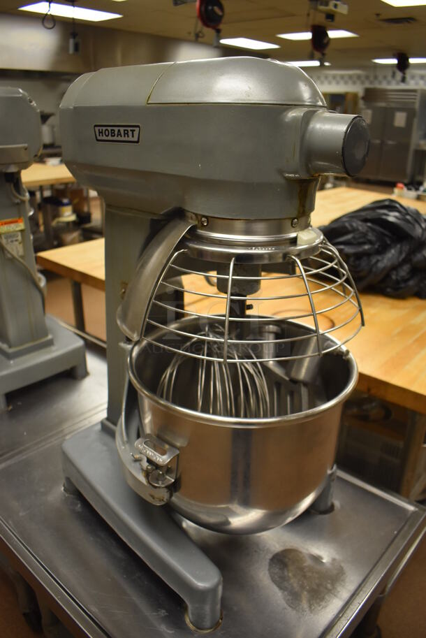 Hobart A200 Metal Commercial Countertop 20 Quart Planetary Dough Mixer w/ Stainless Steel Mixing Bowl, Bowl Guard, Whisk, Paddle, 2 Dough Hook and 2 Pastry Hook Attachments on Stainless Steel Commercial Equipment Stand w/ Under Shelf. 115 Volts, 1 Phase. 17x20x31, 24x30x29. Tested and Working! (Pastry Kitchen) - Image 5 of 9