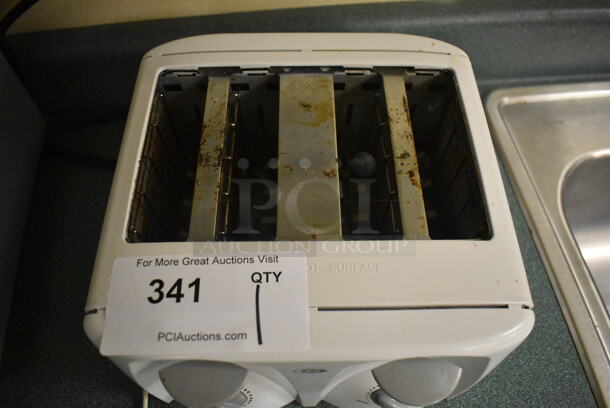Countertop 4 Slot Toaster. 9x9x6.5. Tested and Working! (Student Lounge) - Image 3 of 5