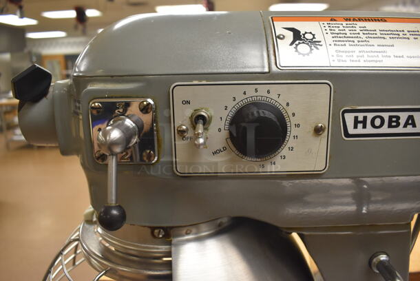 Hobart A200 Metal Commercial Countertop 20 Quart Planetary Dough Mixer w/ Stainless Steel Mixing Bowl, Bowl Guard, Whisk, 2 Paddle, 2 Dough Hook and 2 Pastry Hook Attachments on Stainless Steel Commercial Equipment Stand w/ Under Shelf. 115 Volts, 1 Phase. 17x20x31, 24x30x29. Tested and Working! (Pastry Kitchen) - Image 3 of 10
