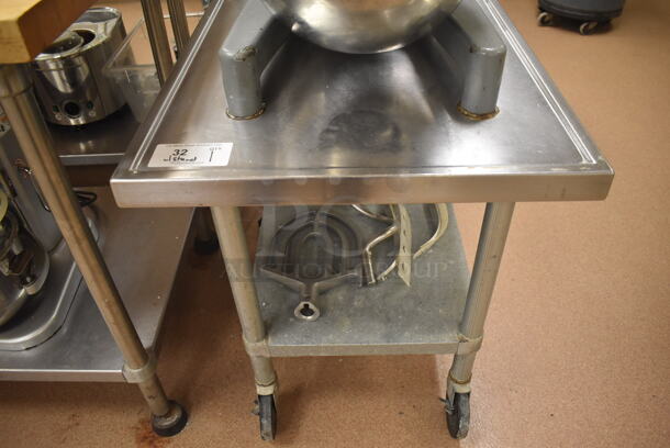 Hobart A200 Metal Commercial Countertop 20 Quart Planetary Dough Mixer w/ Stainless Steel Mixing Bowl, Bowl Guard, Whisk, 2 Paddle, 2 Dough Hook and 2 Pastry Hook Attachments on Stainless Steel Commercial Equipment Stand w/ Under Shelf. 115 Volts, 1 Phase. 17x20x31, 24x30x29. Tested and Working! (Pastry Kitchen) - Image 10 of 10