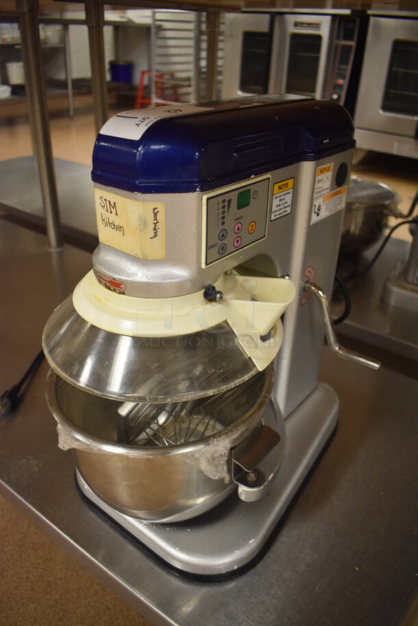 Vollrath MIX1007 Metal Commercial Countertop 7 Quart Planetary Dough Mixer w/ Metal Mixing Bowl, Poly Bowl Guard, Paddle, Whisk and Dough Hook Attachments. 110 Volts, 1 Phase. 12x17x19. Tested and Working! (Pastry Kitchen) - Image 1 of 6