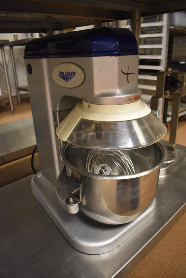 Vollrath MIX1007 Metal Commercial Countertop 7 Quart Planetary Dough Mixer w/ Metal Mixing Bowl, Poly Bowl Guard, Paddle, Whisk and Dough Hook Attachments. 110 Volts, 1 Phase. 12x17x19. Tested and Working! (Education Kitchen 2) - Image 3 of 5