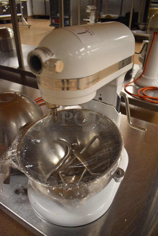 KitchenAid KSM8990WH Metal Commercial Countertop 8 Quart Planetary Dough Mixer w/ 2 Metal Mixing Bowls, Paddle and Dough Hook Attachments. 120 Volts, 1 Phase. 11x14x16. Tested and Working! (Pastry Kitchen) - Image 1 of 9