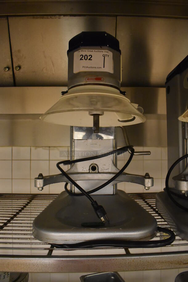 Vollrath MIX1007 Metal Commercial Countertop 7 Quart Planetary Dough Mixer w/ Poly Bowl Guard. 110 Volts, 1 Phase. 12x17x19. Tested and Working! (Education Kitchen 2) - Image 2 of 5