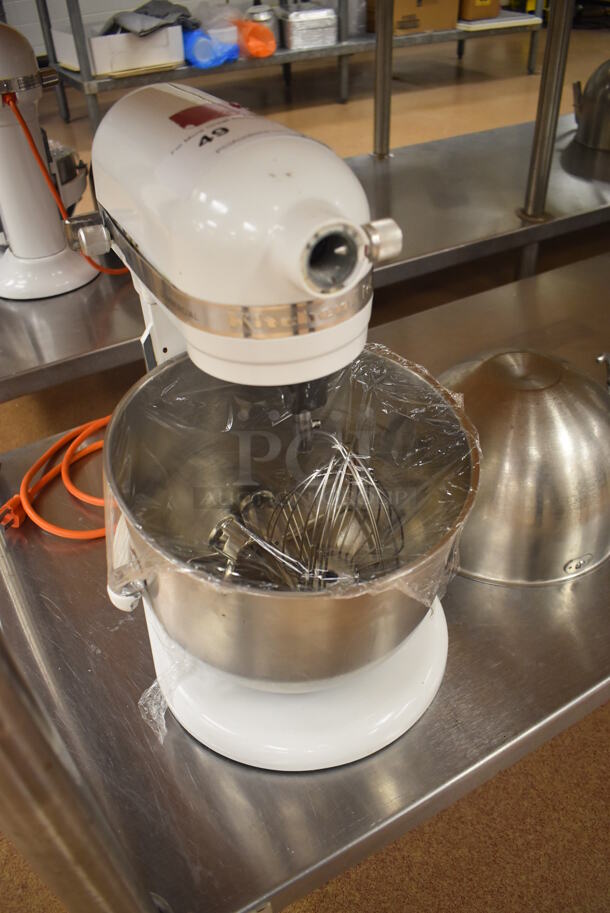 KitchenAid KSM8990WH Metal Commercial Countertop 8 Quart Planetary Dough Mixer w/ 2 Metal Mixing Bowls, Paddle, Whisk and 3 Dough Hook Attachments. 120 Volts, 1 Phase. 11x14x16. Tested and Working! (Pastry Kitchen) - Image 3 of 7