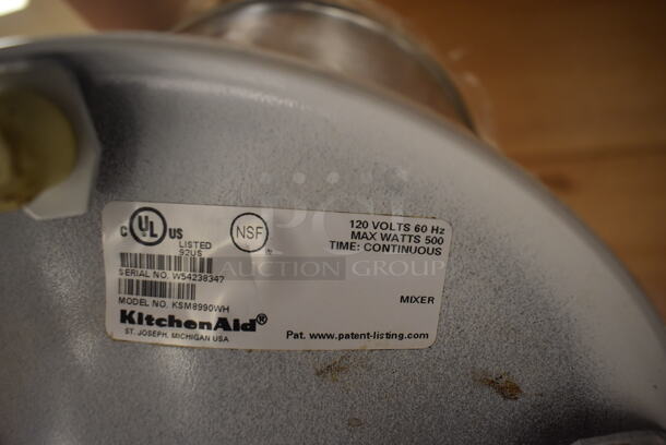 KitchenAid KSM8990WH Metal Commercial Countertop 8 Quart Planetary Dough Mixer w/ 2 Metal Mixing Bowls, Paddle, Whisk and 3 Dough Hook Attachments. 120 Volts, 1 Phase. 11x14x16. Tested and Working! (Pastry Kitchen) - Image 7 of 7