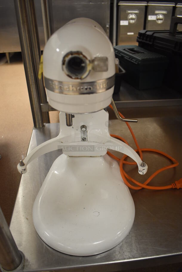 KitchenAid KSM8990WH Metal Commercial Countertop 8 Quart Planetary Dough Mixer. 120 Volts, 1 Phase. 11x14x16. Tested and Working! (Pastry Kitchen) - Image 2 of 6