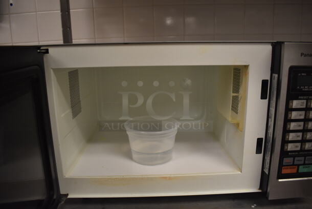 2012 Panasonic NE-1054F Stainless Steel Commercial Countertop Microwave Oven. 120 Volts, 1 Phase. 20x15x12. Tested and Working! (Pastry Kitchen) - Image 5 of 6