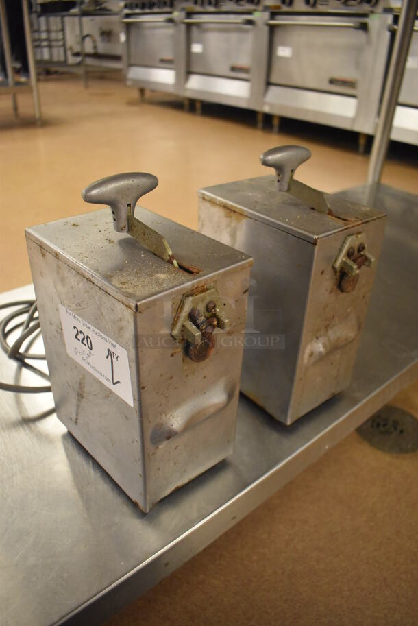 2 Edlund 266 Stainless Steel Commercial Electric Powered Can Openers. 115 Volts, 1 Phase. 4.5x6x11. 2 Times Your Bid! Tested and Do Not Power On. (Education Kitchen 2)