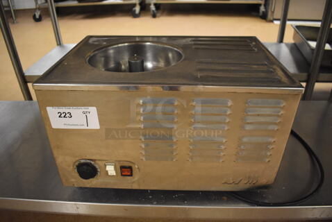 Musso Lussino L2 Stainless Steel Commercial Countertop Ice Cream Maker. 115 Volts, 1 Phase. 20x14x12. Tested and Working! (Education Kitchen 2)