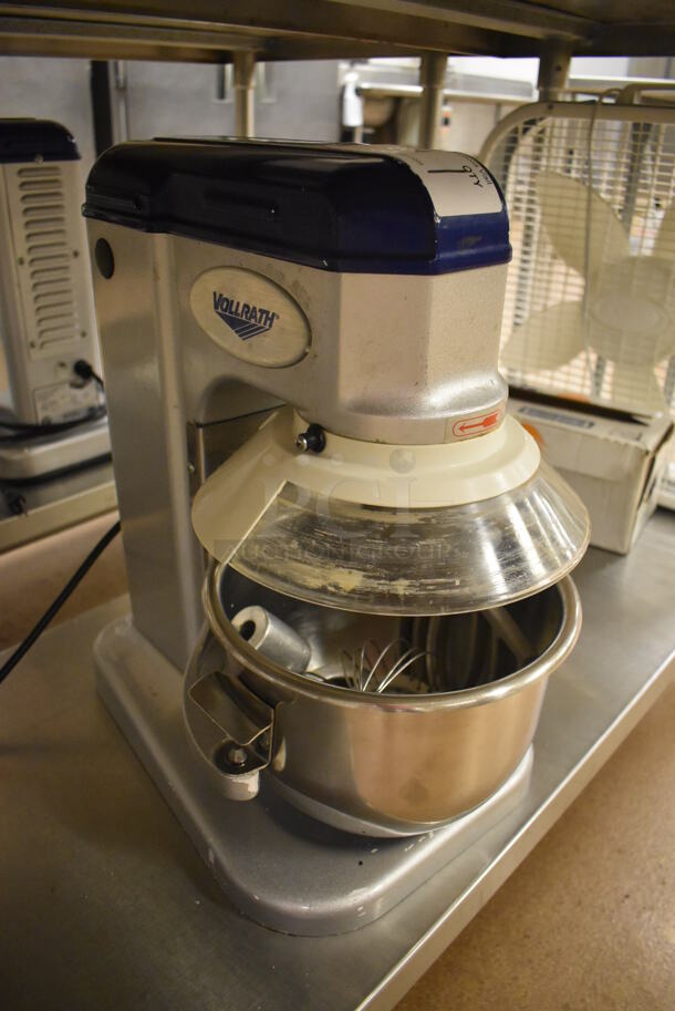 Vollrath MIX1007 Metal Commercial Countertop 7 Quart Planetary Dough Mixer w/ Metal Mixing Bowl, Poly Bowl Guard, Paddle, Whisk and Dough Hook Attachments. 110 Volts, 1 Phase. 12x17x19. Tested and Working! (Education Kitchen 2) - Image 3 of 5