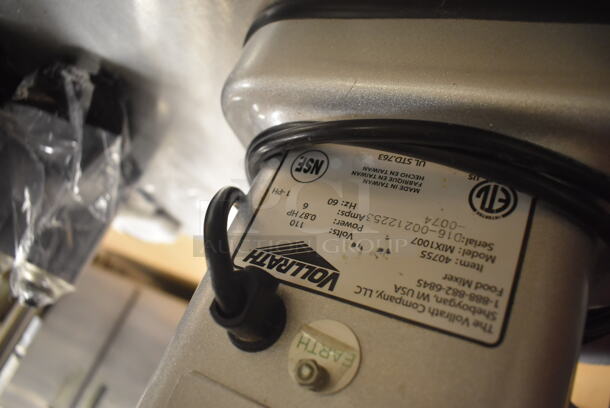 Vollrath MIX1007 Metal Commercial Countertop 7 Quart Planetary Dough Mixer w/ Metal Mixing Bowl, Poly Bowl Guard, Paddle, Whisk and Dough Hook Attachments. 110 Volts, 1 Phase. 12x17x19. Tested and Working! (Education Kitchen 2) - Image 5 of 5