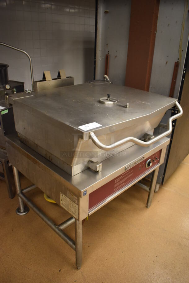 Southbend BGLTS-30 Stainless Steel Commercial Natural Gas Powered Floor Style 30 Gallon Capacity Tilting Skillet Braising Pan. 80,000 BTU. BUYER MUST REMOVE. 36x38x45. Tested and Working! (Education Kitchen) - Image 2 of 6