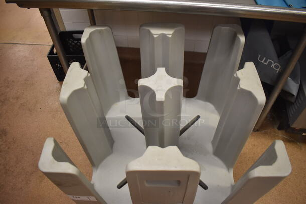 Metro Gray Poly Dish Cart on Commercial Casters. 27x27x32. (Dishroom) - Image 3 of 4