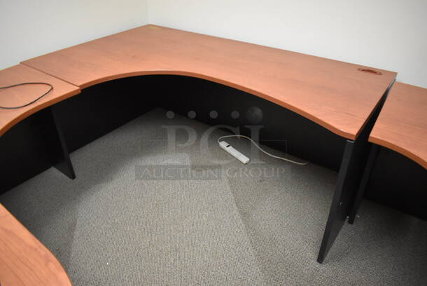 ALL ONE MONEY! Room Lot of Various Items Including Desk Pieces and Bookshelf. BUYER MUST REMOVE. (Faculty Offices) - Image 6 of 8