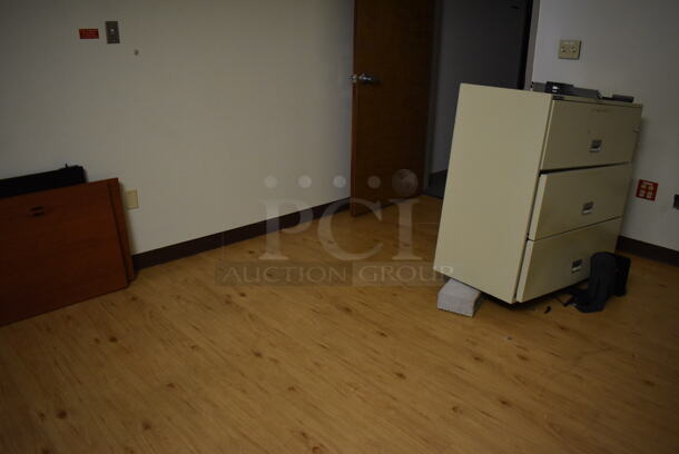 ALL ONE MONEY! Room Lot of Various Items Including Trash Can, Epson Projector, Chair, Filing Cabinet and Poster. BUYER MUST REMOVE. (Faculty Offices) - Image 5 of 5