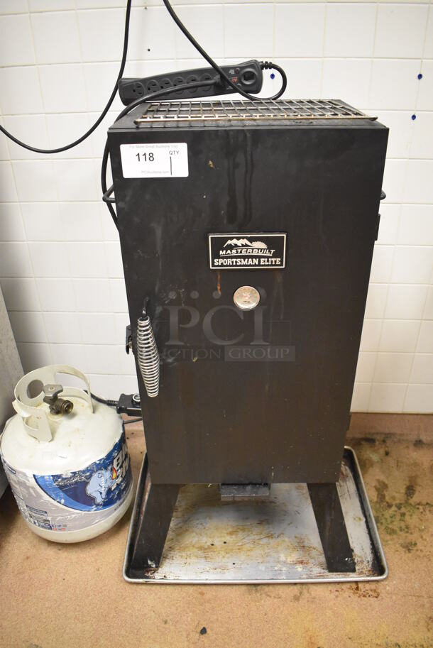 Masterbuilt Sportsman Elite Metal Single Door Propane Gas Powered Smoker. BUYER MUST REMOVE. 21x19x40.5. Tested and Working! (Restaurant Kitchen)