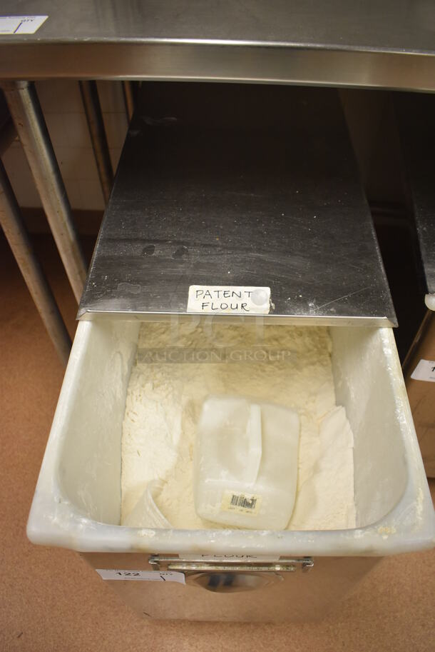 Win-holt Stainless Steel Commercial Ingredient Bin w/ Lid on Commercial Casters. 15.5x27.5x27.5. (Restaurant Kitchen) - Image 4 of 4