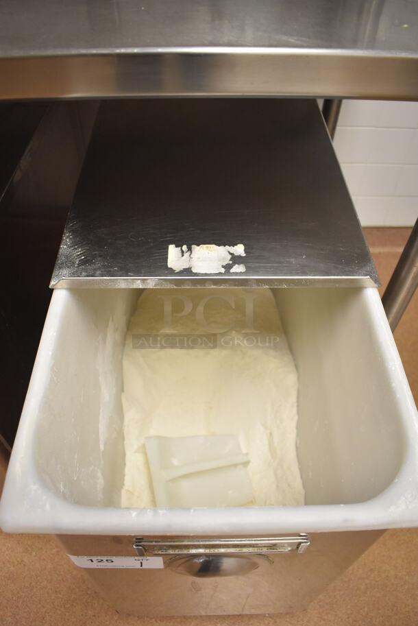Win-holt Stainless Steel Commercial Ingredient Bin w/ Lid on Commercial Casters. 15.5x27.5x27.5. (Restaurant Kitchen) - Image 4 of 4
