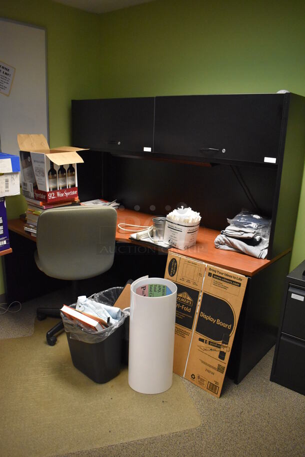 ALL ONE MONEY! Room Lot of Various Items Including Desk, Filing Cabinet and Chairs. Does Not Include Bookshelves on Left Side Wall. BUYER MUST REMOVE. (Offices - Hallway by Facilities Closet) - Image 3 of 6