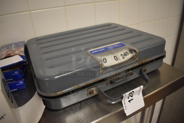 Pelouze P250 Metal Heavy Duty Utility Scale. 13x12x3.5. (Restaurant Kitchen) - Image 4 of 4