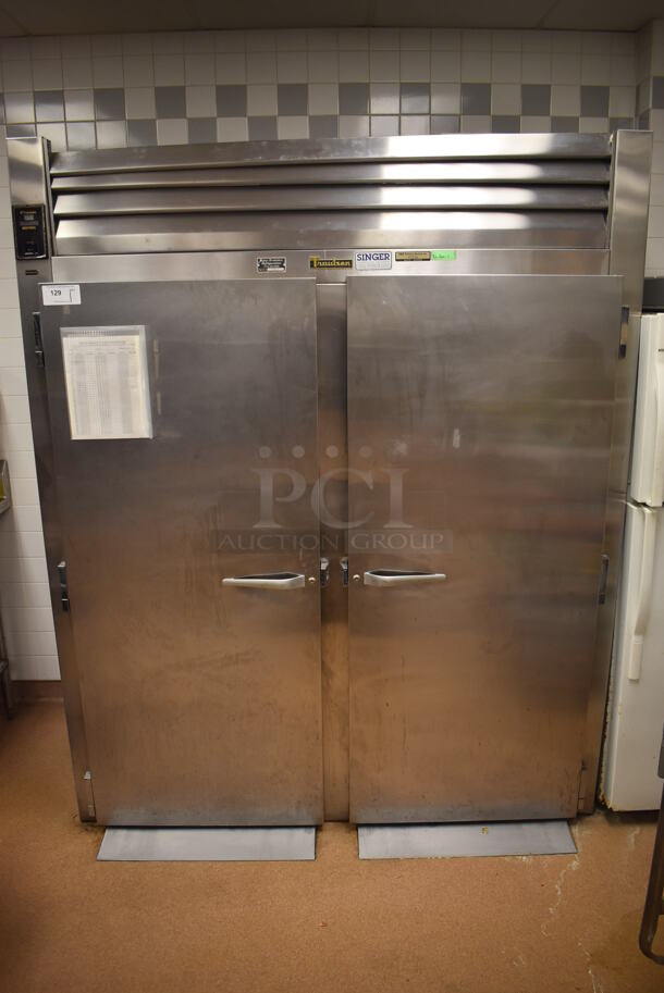 Traulsen ARI232LRIFHS Stainless Steel Commercial 2 Door Roll In Rack Cooler w/ Metal Pan Rack and 2 Ramps. 115 Volts, 1 Phase. 68x40x83.5. Tested and Working! (Restaurant Kitchen)