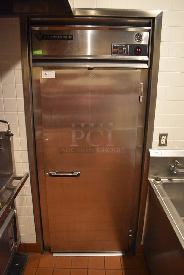 Victory RIS-1D-S7 Stainless Steel Commercial Single Door Roll In Rack Cooler w/ Ramp. 115 Volts, 1 Phase. BUYER MUST REMOVE. 36x32x84.5. Tested and Working! (Demo Kitchen) - Image 1 of 7
