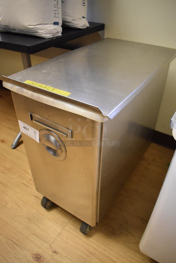 Win-holt Stainless Steel Commercial Ingredient Bin w/ Lid on Commercial Casters. 15.5x27.5x27.5. (Computer Demo Lab 2) - Image 2 of 4