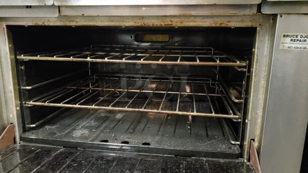Garland Model H286-36GTH 36" Griddle with Oven Base! Natural Gas  - Image 3 of 4