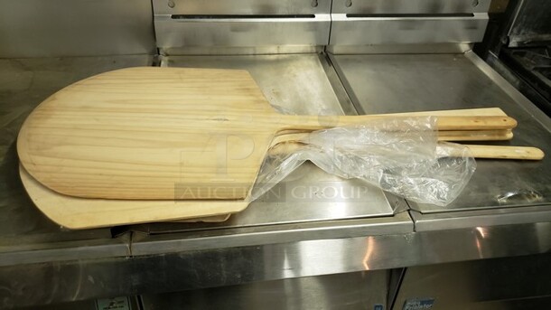 Lot of 5 Wooden Pizza Peels - Image 1 of 1