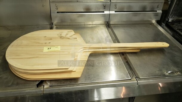 Lot of 5 Wooden Pizza Peels - Image 1 of 1