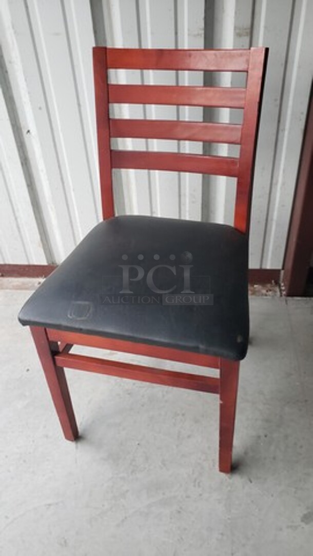 Lot of 5 Chairs - Image 1 of 1