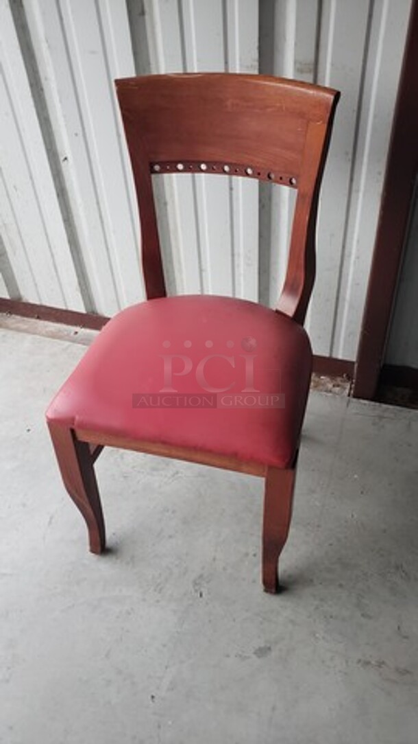 Lot of 5 Chairs - Image 1 of 1