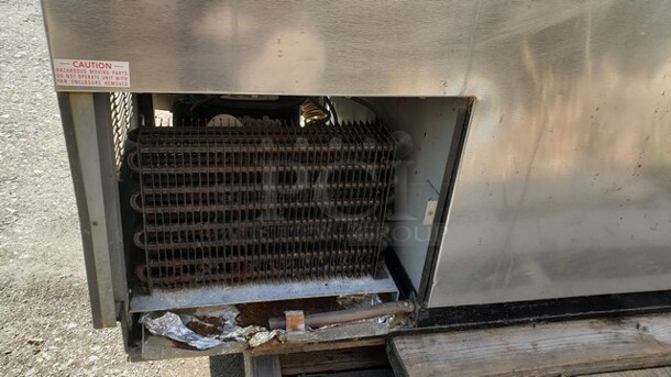 Beverage Air DW49 50" Frosty Brew Forced Air Bottle Cooler! - Image 2 of 6