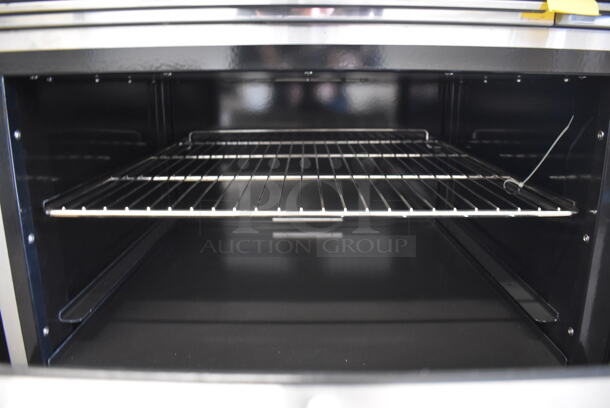 BRAND NEW SCRATCH AND DENT! Cook Rite ATO-24G6B(NG) Stainless Steel Commercial Natural Gas Powered Flat Top Griddle w/ 6 Burner Range, 2 Ovens, Over Shelf and Back Splash. 60x31x57 - Image 6 of 11
