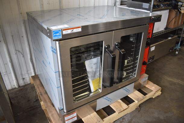 BRAND NEW SCRATCH AND DENT! Vulcan VC4GD-21D150K Stainless Steel Commercial Propane Gas Powered Full Size Convection Oven w/ View Through Doors, Metal Oven Racks and Thermostatic Controls. 50,000 BTU. 40x31x32 - Image 4 of 9