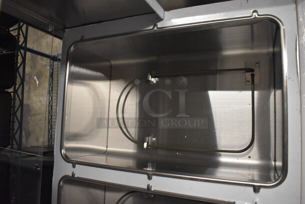 BRAND NEW SCRATCH AND DENT! 2022 KoolMore KM-OWS-5SG Stainless Steel Commercial Floor Style Electric Powered 5 Bay Steam Table w/ Cutting Board, Over Shelf and Sneeze Guard. 240 Volts. 72x31x50 - Image 6 of 8