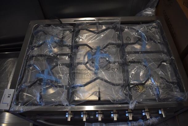 BRAND NEW SCRATCH AND DENT! KoolMore Stainless Steel Commercial Gas Powered 5 Burner Range w/ Oven. 36x24x31 - Image 5 of 7